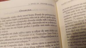 Pred oporukom brata Franje (1)